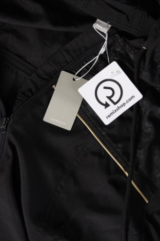 Γυναικείο μπουφάν Bench, Μέγεθος M, Χρώμα Μαύρο, Τιμή 11,99 €