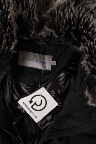 Dámska bunda  Calvin Klein Jeans, Veľkosť M, Farba Čierna, Cena  59,15 €