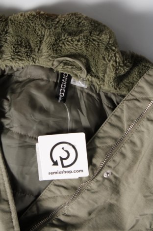 Γυναικείο μπουφάν H&M Divided, Μέγεθος M, Χρώμα Πράσινο, Τιμή 19,02 €