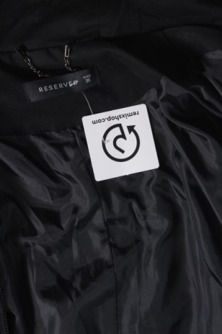 Γυναικείο μπουφάν Reserved, Μέγεθος S, Χρώμα Μαύρο, Τιμή 5,94 €