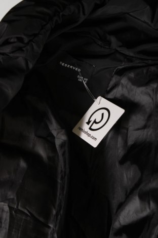 Γυναικείο μπουφάν Reserved, Μέγεθος M, Χρώμα Μαύρο, Τιμή 17,58 €