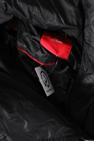 Γυναικείο μπουφάν S.Oliver, Μέγεθος M, Χρώμα Μαύρο, Τιμή 28,00 €