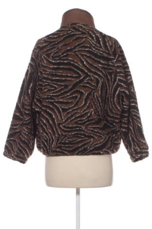 Γυναικείο μπουφάν Target, Μέγεθος M, Χρώμα Πολύχρωμο, Τιμή 18,11 €