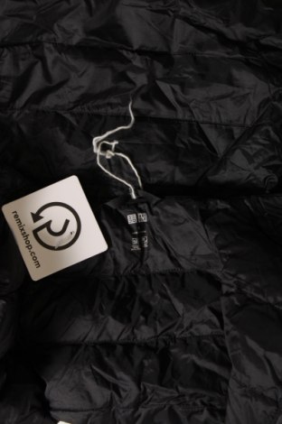 Damenjacke Uniqlo, Größe S, Farbe Schwarz, Preis 47,32 €