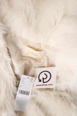 Γυναικείο μπουφάν Urban Outfitters, Μέγεθος S, Χρώμα Λευκό, Τιμή 31,03 €