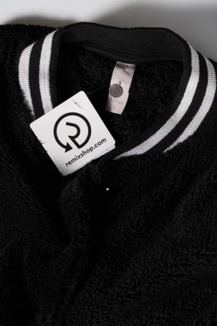 Γυναικείο μπουφάν Via, Μέγεθος L, Χρώμα Μαύρο, Τιμή 6,83 €