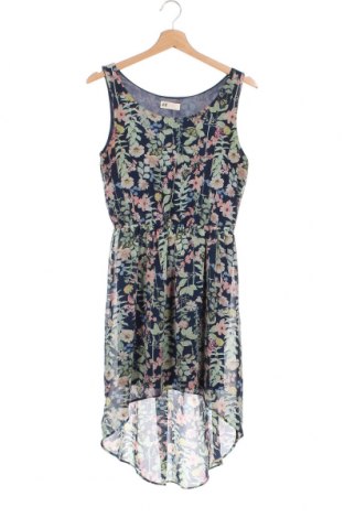 Dětské šaty  H&M, Velikost 14-15y/ 168-170 cm, Barva Vícebarevné, Cena  163,00 Kč