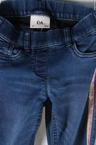 Dziecięce jeansy C&A, Rozmiar 3-4y/ 104-110 cm, Kolor Niebieski, Cena 35,31 zł