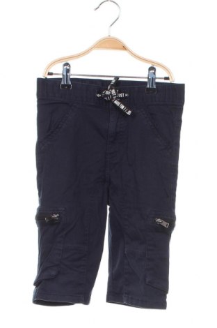 Детски къс панталон H&M, Размер 6-7y/ 122-128 см, Цвят Син, Цена 8,21 лв.