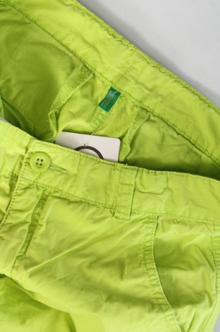 Dětské krátké kalhoty  United Colors Of Benetton, Velikost 11-12y/ 152-158 cm, Barva Zelená, Cena  278,00 Kč