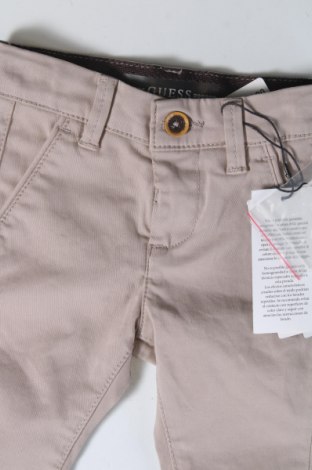 Παιδικό παντελόνι Guess, Μέγεθος 3-6m/ 62-68 εκ., Χρώμα Γκρί, Τιμή 47,94 €