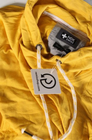 Ανδρική μπλούζα NDK Swiss, Μέγεθος L, Χρώμα Κίτρινο, Τιμή 6,18 €