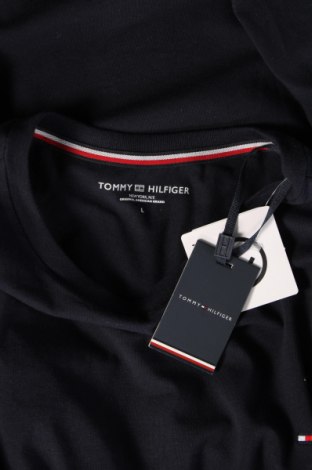 Мъжка блуза Tommy Hilfiger, Размер L, Цвят Син, Цена 124,10 лв.