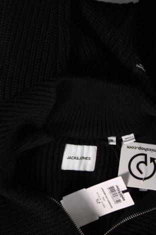 Jachetă tricotată de bărbați Jack & Jones, Mărime S, Culoare Negru, Preț 101,32 Lei