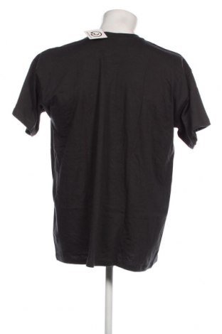 Мъжка тениска B&C Collection, Размер XL, Цвят Сив, Цена 13,00 лв.