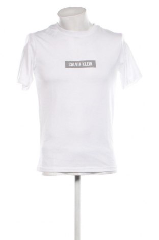 Мъжка тениска Calvin Klein, Размер S, Цвят Бял, Цена 43,20 лв.