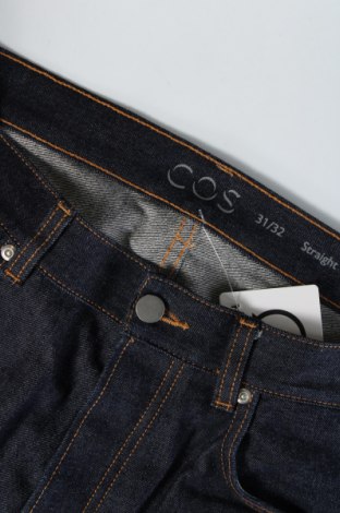 Pánske džínsy  COS, Veľkosť M, Farba Modrá, Cena  44,33 €
