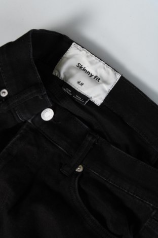 Herren Jeans H&M, Größe M, Farbe Schwarz, Preis € 5,05