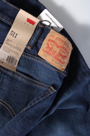 Мъжки дънки Levi's, Размер XL, Цвят Син, Цена 172,00 лв.