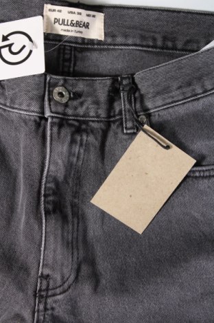 Pánske džínsy  Pull&Bear, Veľkosť M, Farba Sivá, Cena  10,91 €