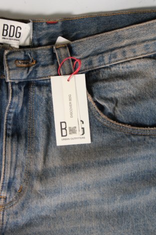 Pantaloni scurți de bărbați BDG, Mărime L, Culoare Albastru, Preț 203,95 Lei