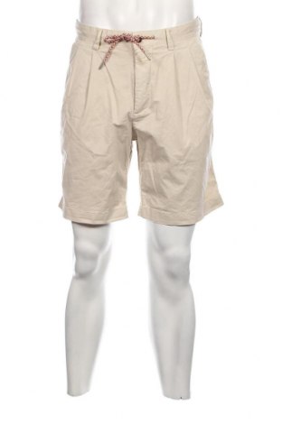 Pantaloni scurți de bărbați Closed, Mărime M, Culoare Bej, Preț 146,63 Lei