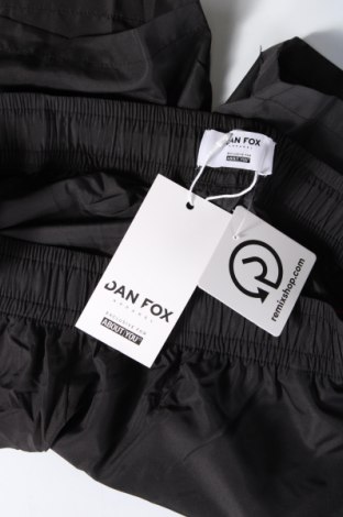 Pantaloni scurți de bărbați Dan Fox X About You, Mărime M, Culoare Negru, Preț 81,58 Lei