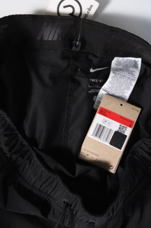 Pánské kraťasy Nike, Velikost L, Barva Černá, Cena  1 116,00 Kč