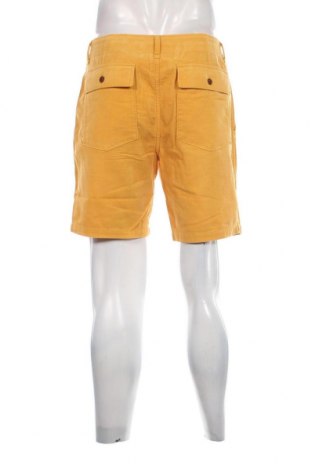Pantaloni scurți de bărbați Outerknown, Mărime M, Culoare Galben, Preț 248,92 Lei