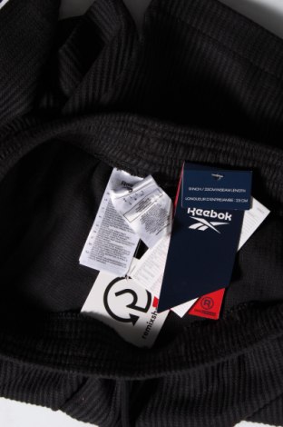 Ανδρικό κοντό παντελόνι Reebok, Μέγεθος S, Χρώμα Μαύρο, Τιμή 39,69 €