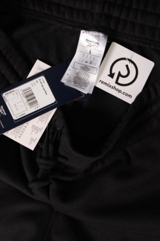 Мъжки къс панталон Reebok, Размер L, Цвят Черен, Цена 46,50 лв.