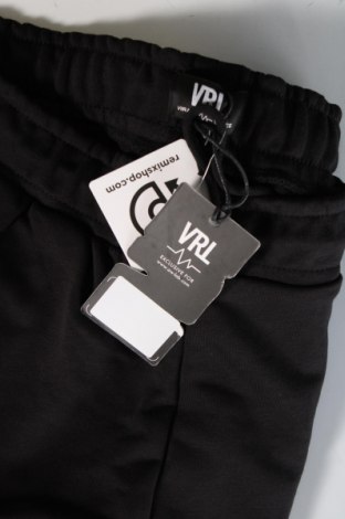 Мъжки къс панталон Viral Vibes, Размер XL, Цвят Черен, Цена 37,20 лв.