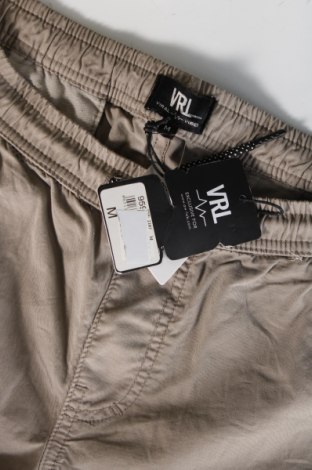 Pantaloni scurți de bărbați Viral Vibes, Mărime M, Culoare Gri, Preț 203,95 Lei