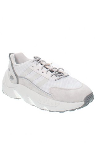Мъжки обувки Adidas Originals, Размер 42, Цвят Сив, Цена 158,34 лв.