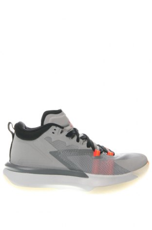 Мъжки обувки Air Jordan Nike, Размер 44, Цвят Сив, Цена 218,00 лв.