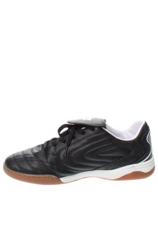 Încălțăminte bărbătească Umbro, Mărime 41, Culoare Negru, Preț 157,89 Lei