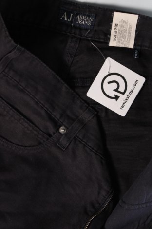 Pánske nohavice  Armani Jeans, Veľkosť L, Farba Modrá, Cena  52,50 €