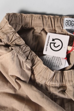 Pantaloni de bărbați BDG, Mărime L, Culoare Bej, Preț 45,89 Lei