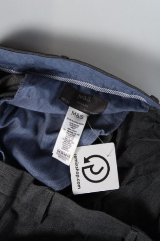 Pantaloni de bărbați Marks & Spencer, Mărime XL, Culoare Gri, Preț 34,99 Lei