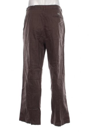 Pantaloni de bărbați Marks & Spencer, Mărime XL, Culoare Maro, Preț 28,42 Lei