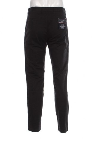 Pantaloni de bărbați Tommy Hilfiger, Mărime M, Culoare Negru, Preț 335,53 Lei