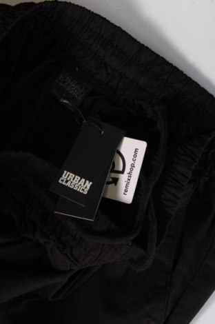 Мъжки панталон Urban Classics, Размер L, Цвят Черен, Цена 77,00 лв.