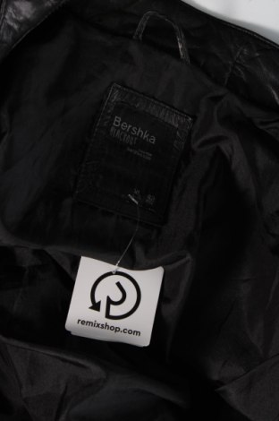Ανδρικό δερμάτινο μπουφάν Bershka, Μέγεθος XL, Χρώμα Μαύρο, Τιμή 51,63 €