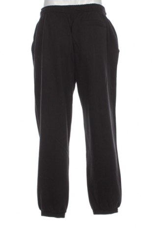 Pantaloni trening de bărbați Calvin Klein, Mărime L, Culoare Negru, Preț 305,92 Lei