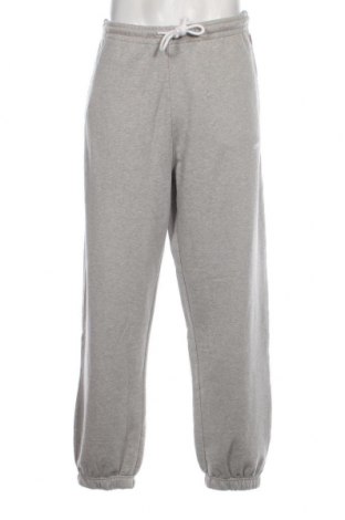 Ανδρικό αθλητικό παντελόνι Levi's, Μέγεθος L, Χρώμα Γκρί, Τιμή 43,15 €