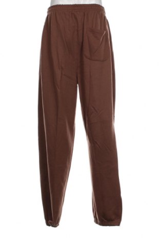 Pantaloni trening de bărbați Urban Classics, Mărime 3XL, Culoare Maro, Preț 122,37 Lei