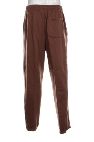 Pantaloni trening de bărbați Urban Classics, Mărime L, Culoare Maro, Preț 94,84 Lei