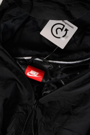 Мъжко яке Nike, Размер L, Цвят Черен, Цена 118,00 лв.