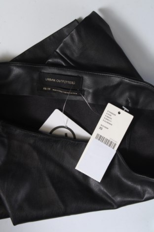 Φούστα Urban Outfitters, Μέγεθος XS, Χρώμα Μαύρο, Τιμή 7,19 €