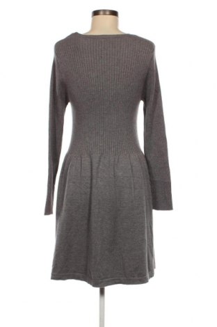 Kleid, Größe M, Farbe Grau, Preis € 5,25